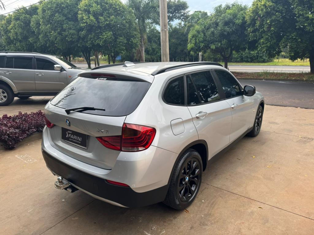 BMW X1 - Foto