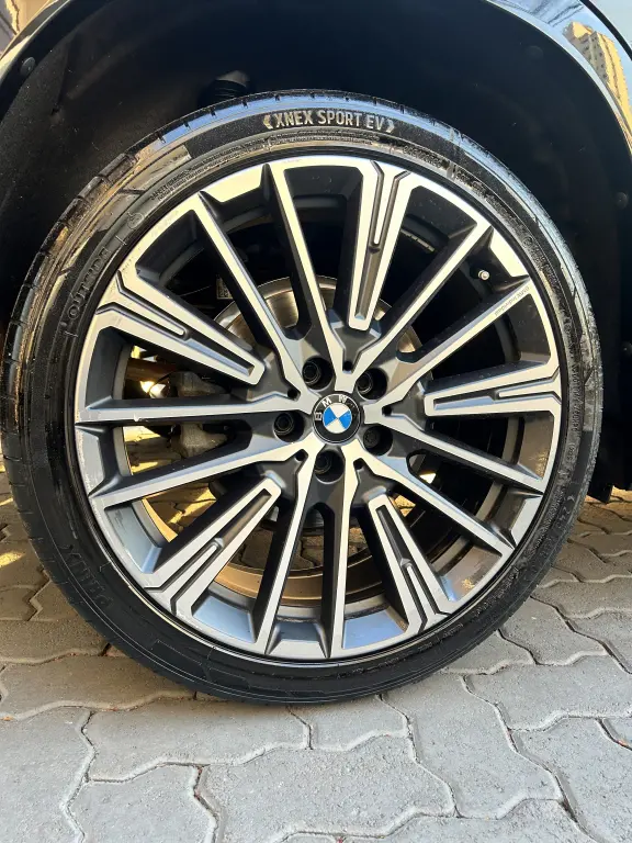 BMW X1 - Foto