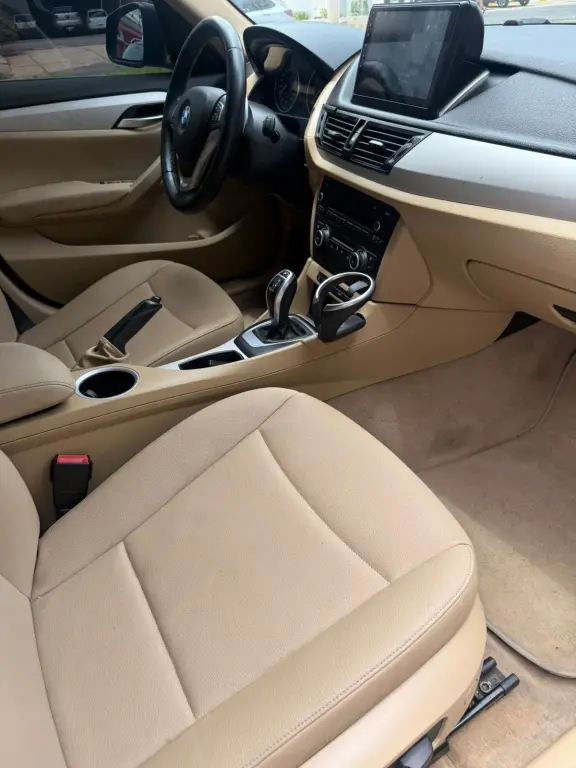 BMW X1 - Foto