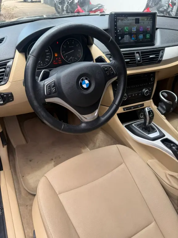 BMW X1 - Foto