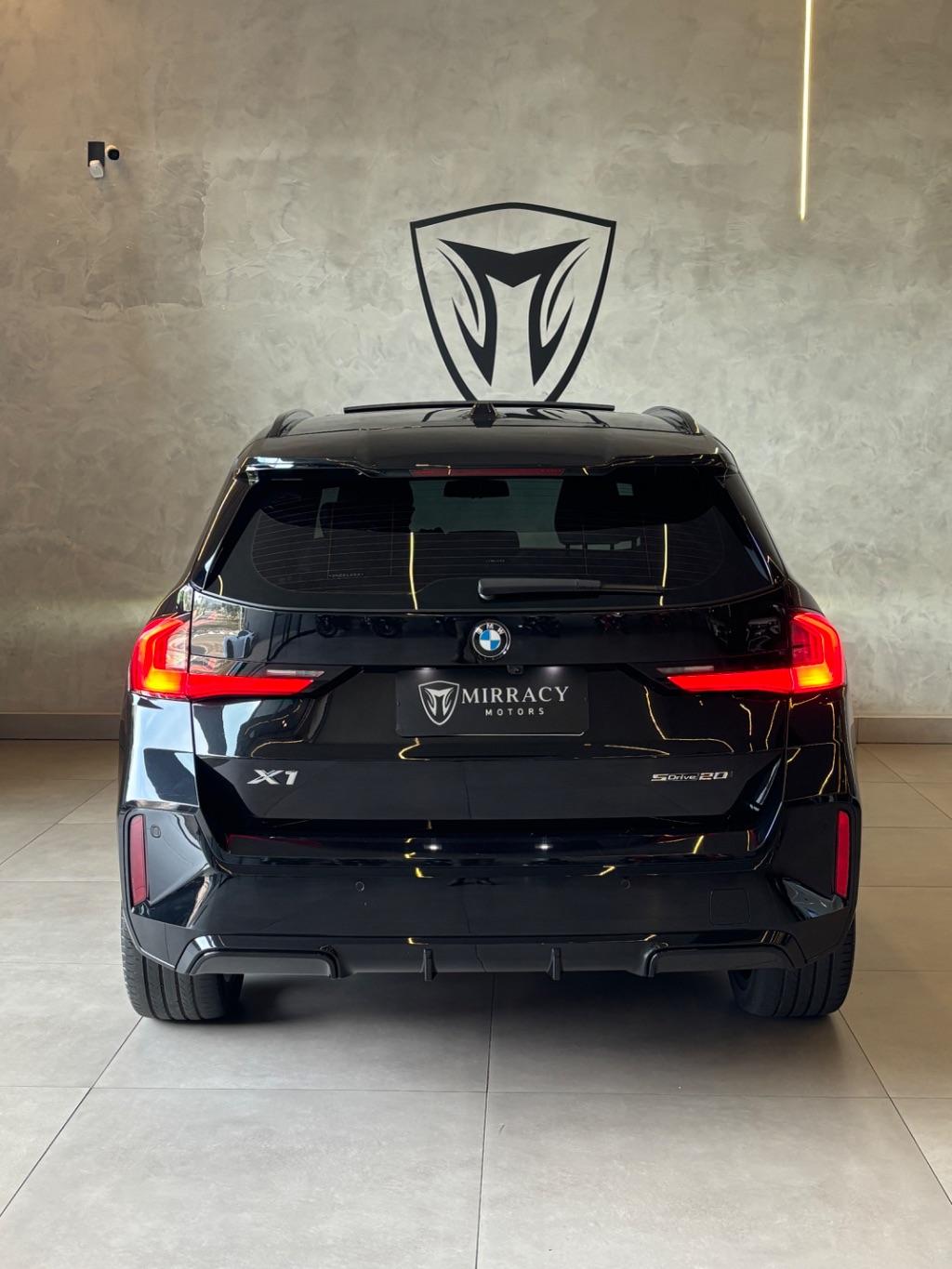 BMW X1 - Foto