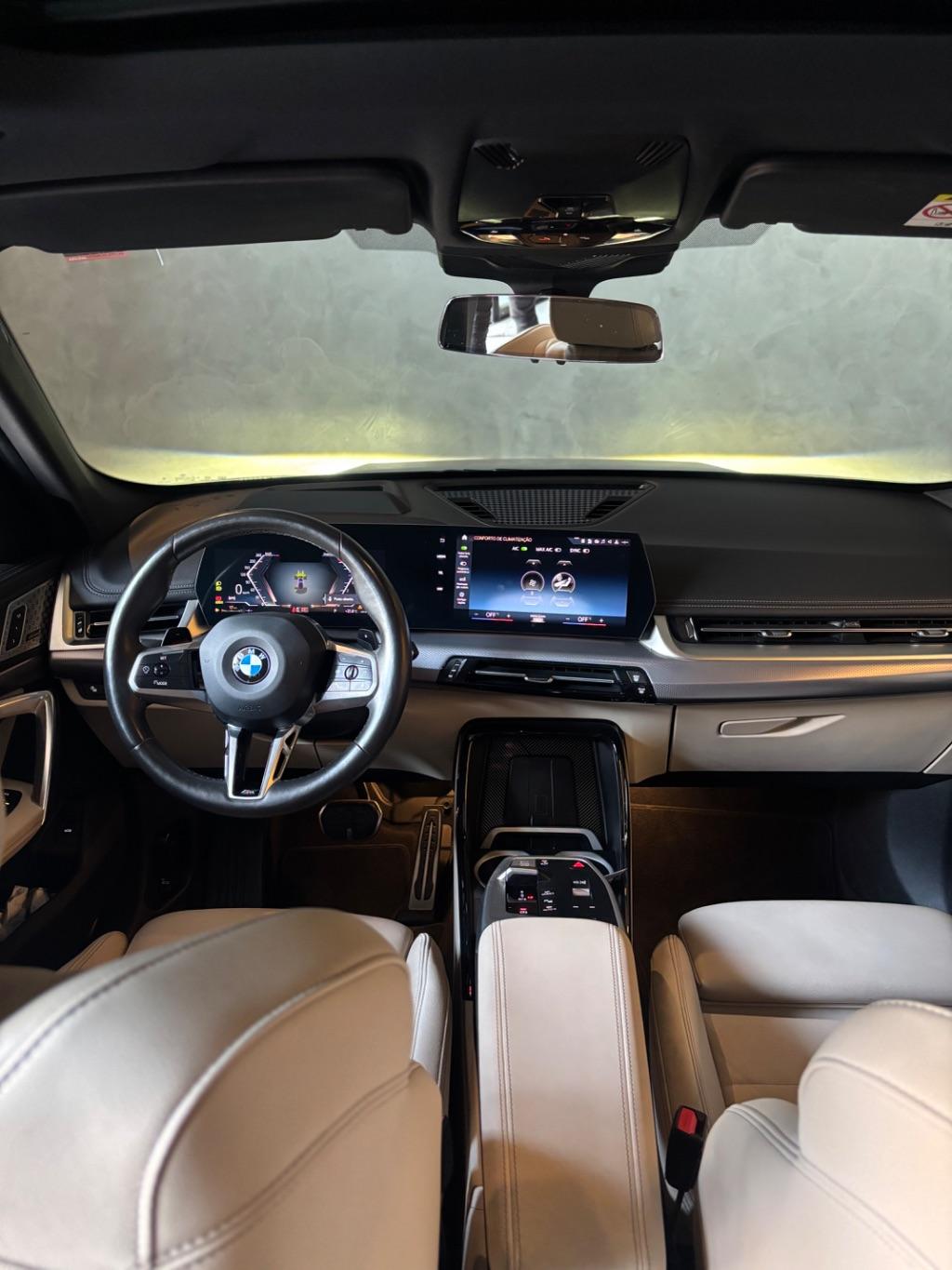 BMW X1 - Foto