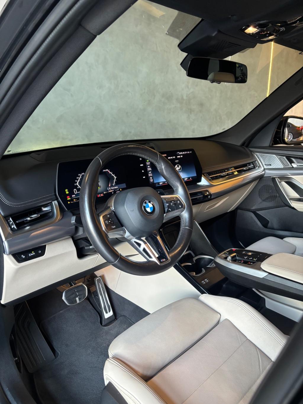 BMW X1 - Foto