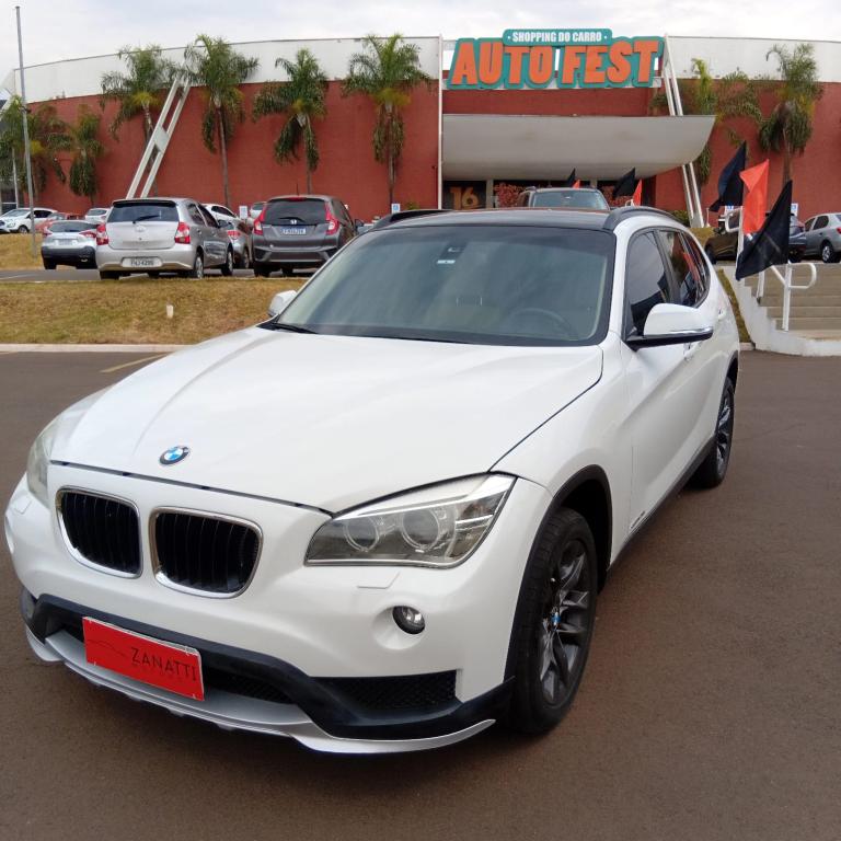 BMW X1 - Foto