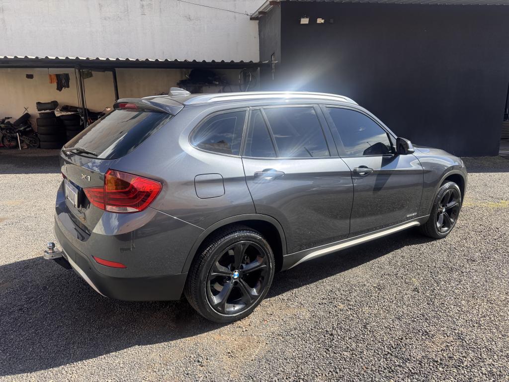 BMW X1 - Foto