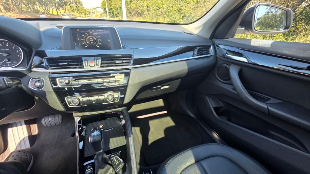BMW X1 - Foto