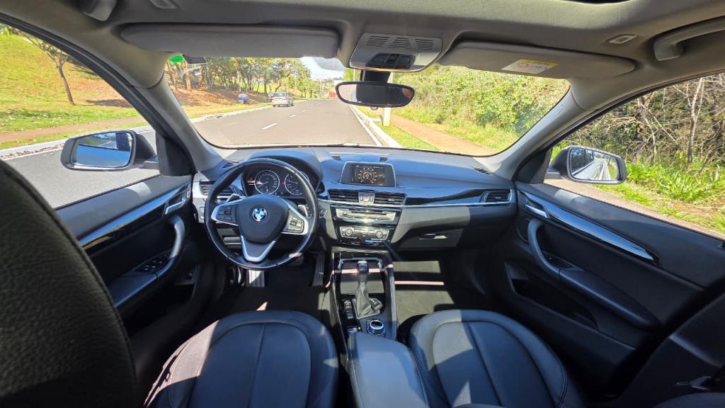 BMW X1 - Foto