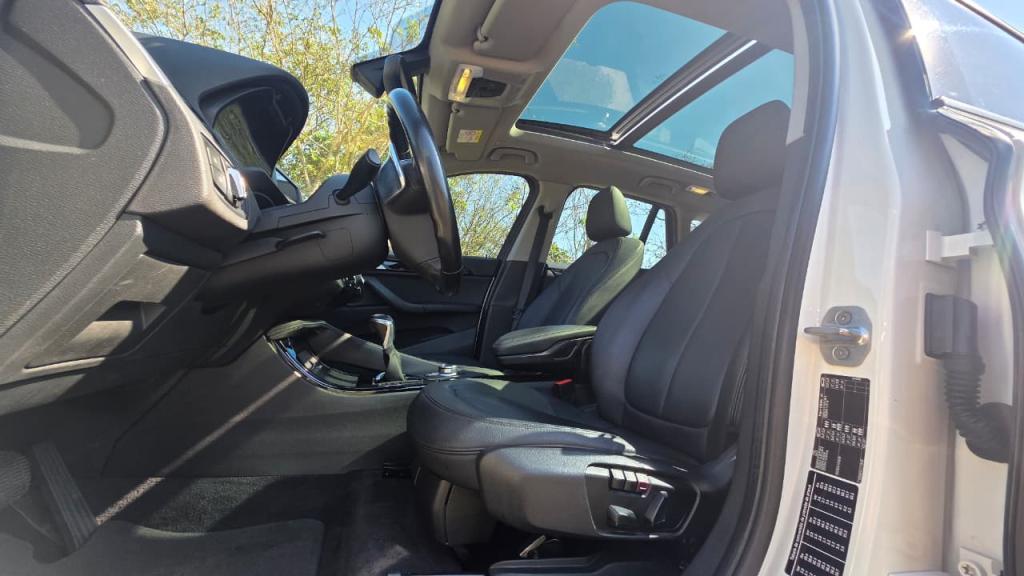 BMW X1 - Foto