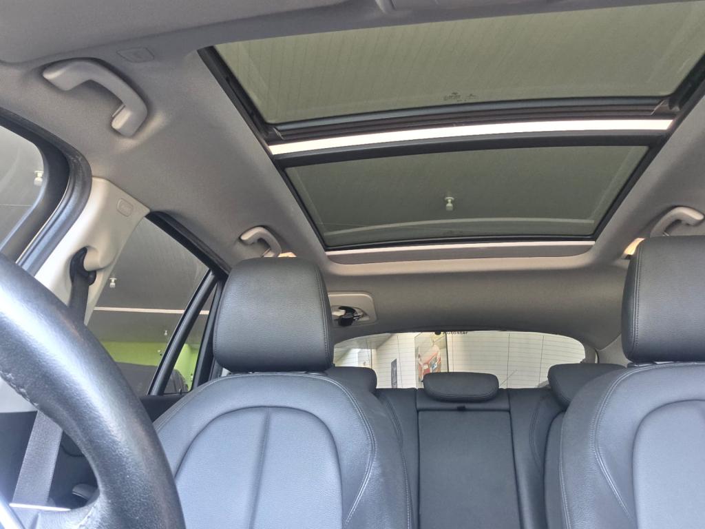 BMW X1 - Foto