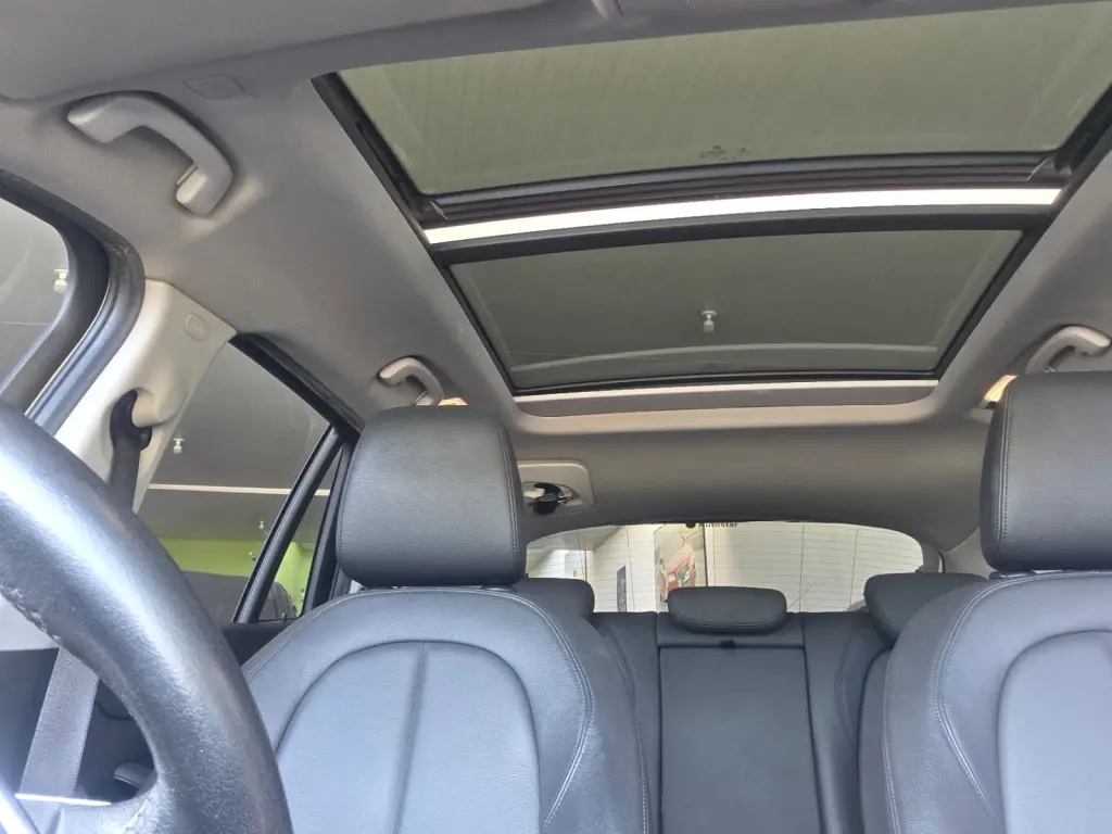 BMW X1 - Foto