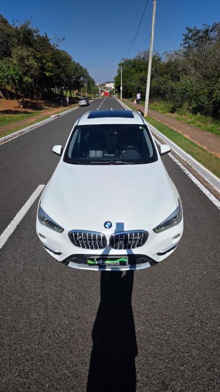 BMW X1 - Foto