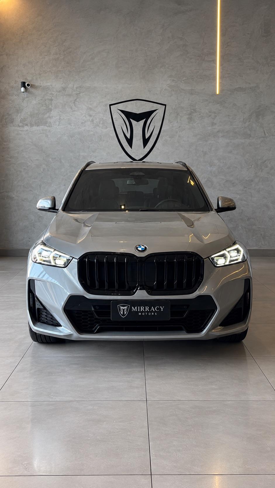 BMW X1 - Foto