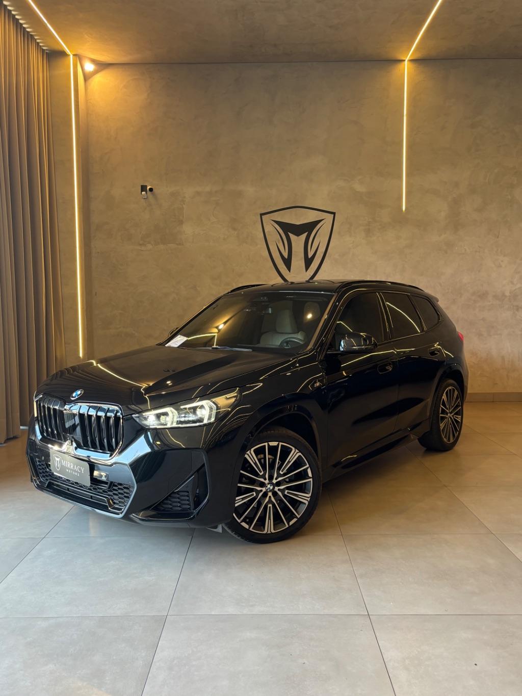 BMW X1 - Foto