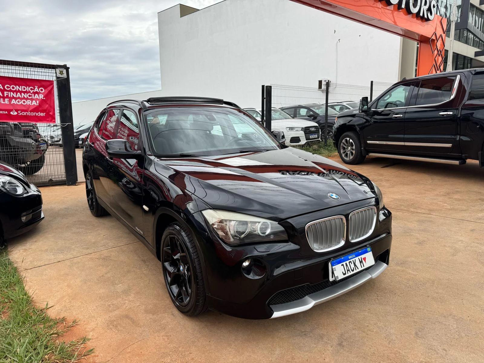 BMW X1 - Foto