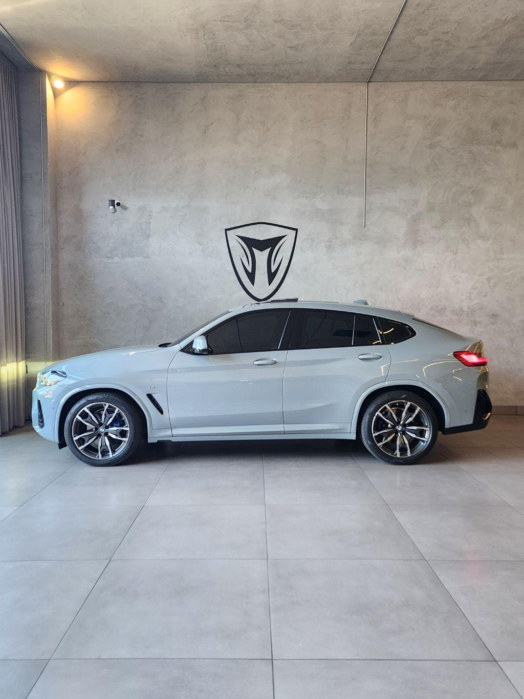 BMW X4 - Foto