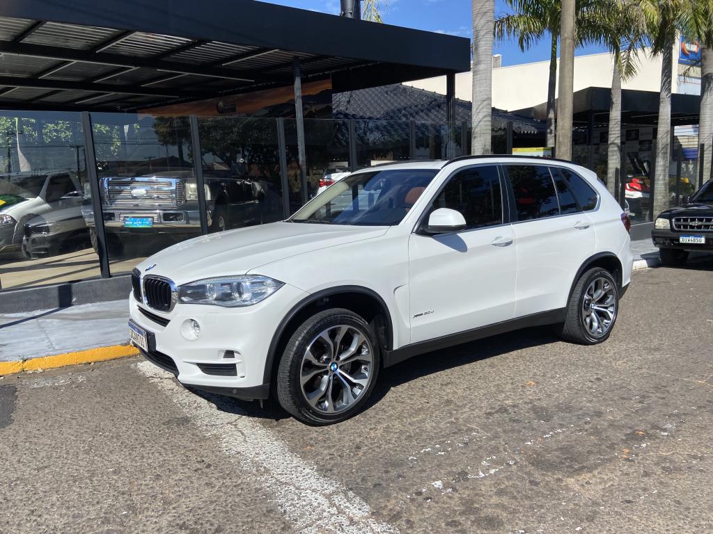 BMW X5 - Foto