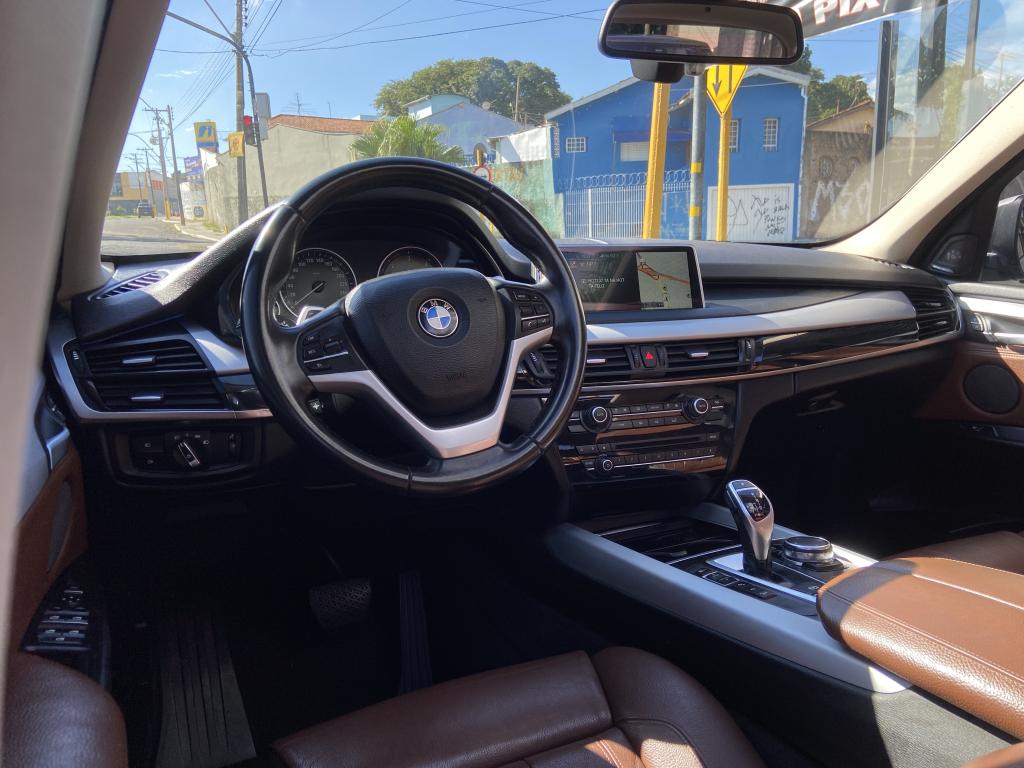 BMW X5 - Foto