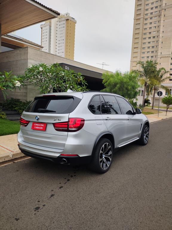 BMW X5 - Foto