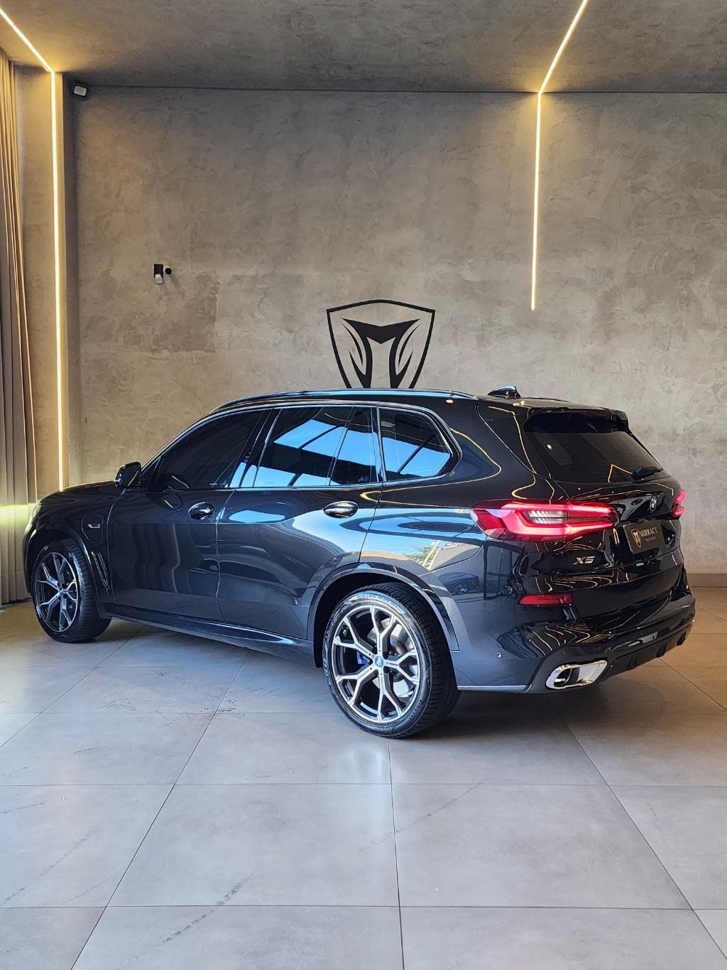 BMW X5 - Foto