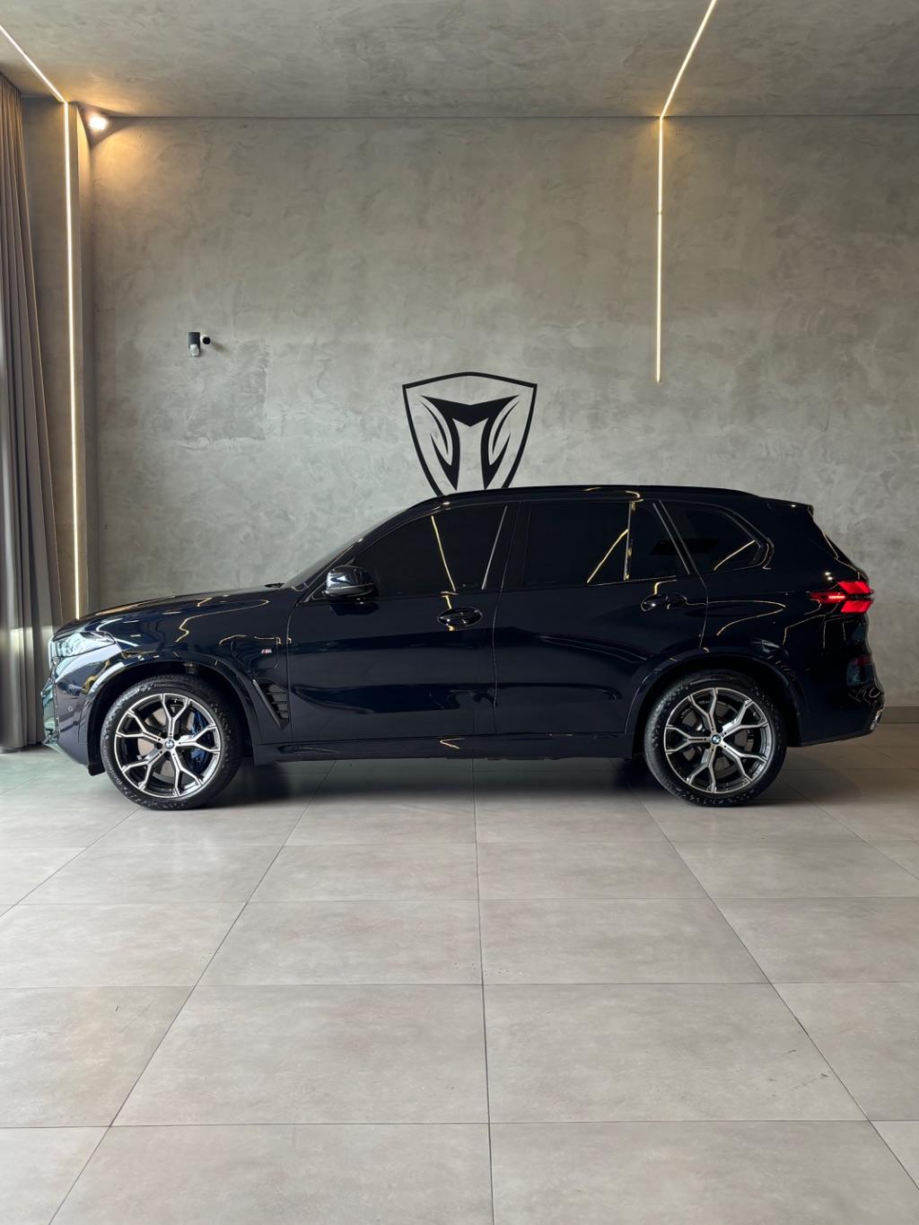 BMW X5 - Foto