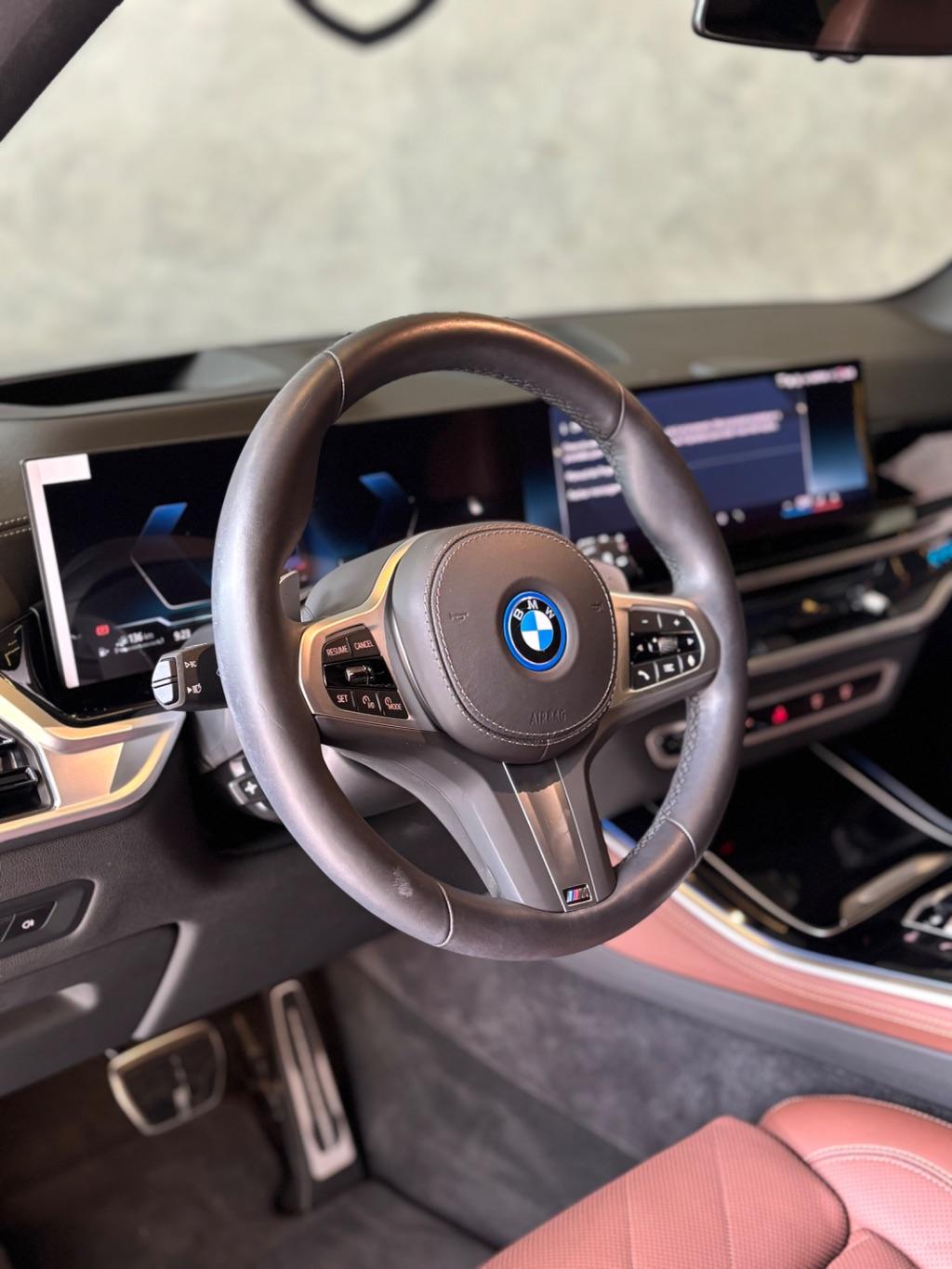 BMW X5 - Foto