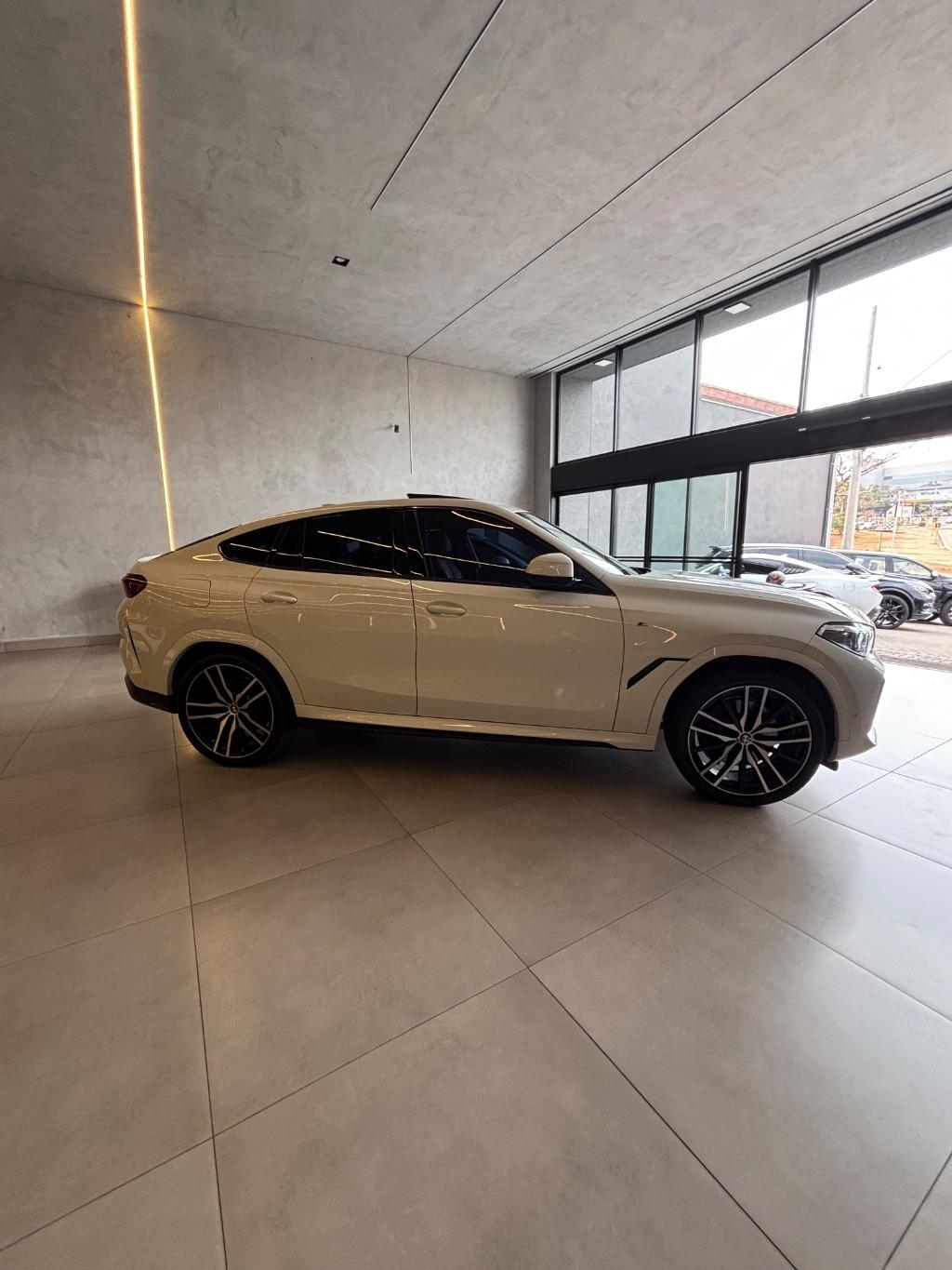 BMW X6 - Foto