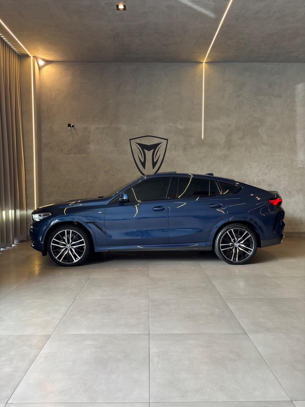 BMW X6 - Foto