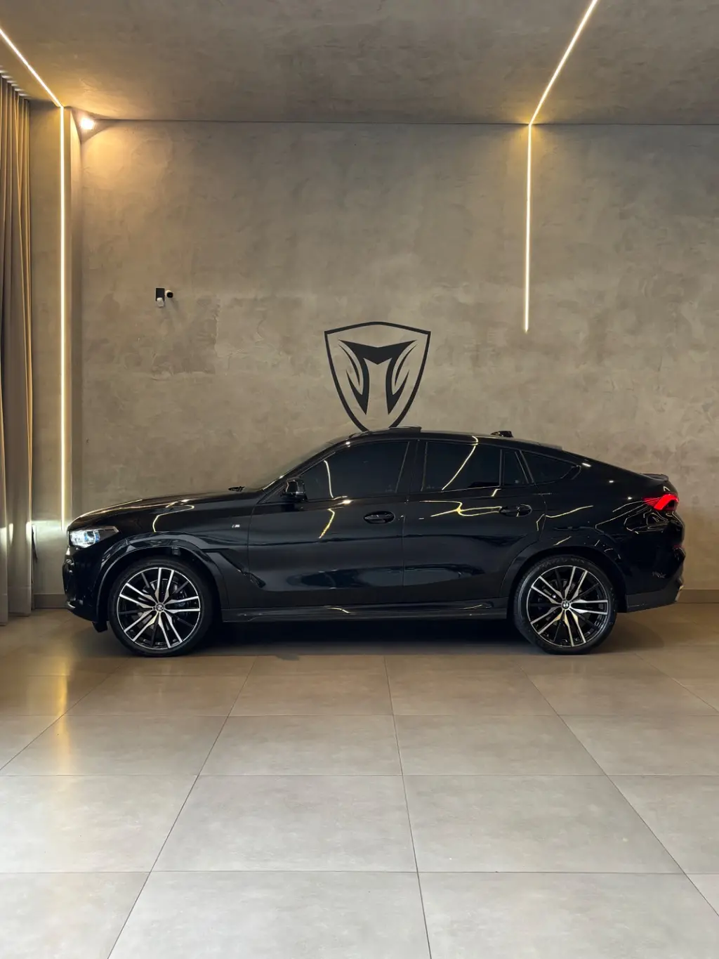 BMW X6 - Foto