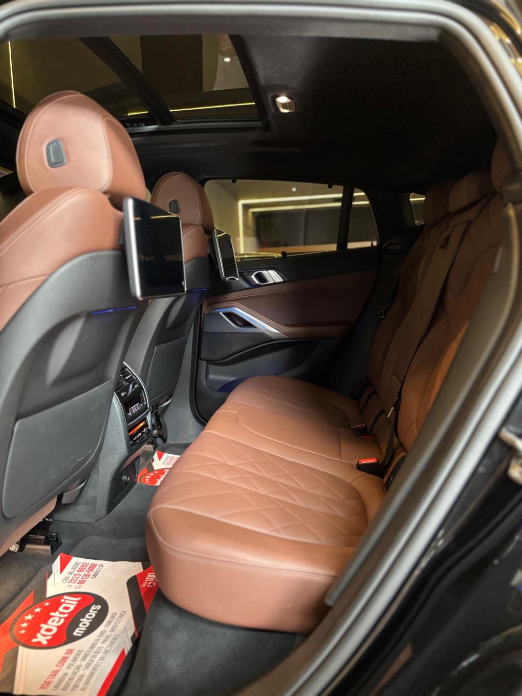 BMW X6 - Foto
