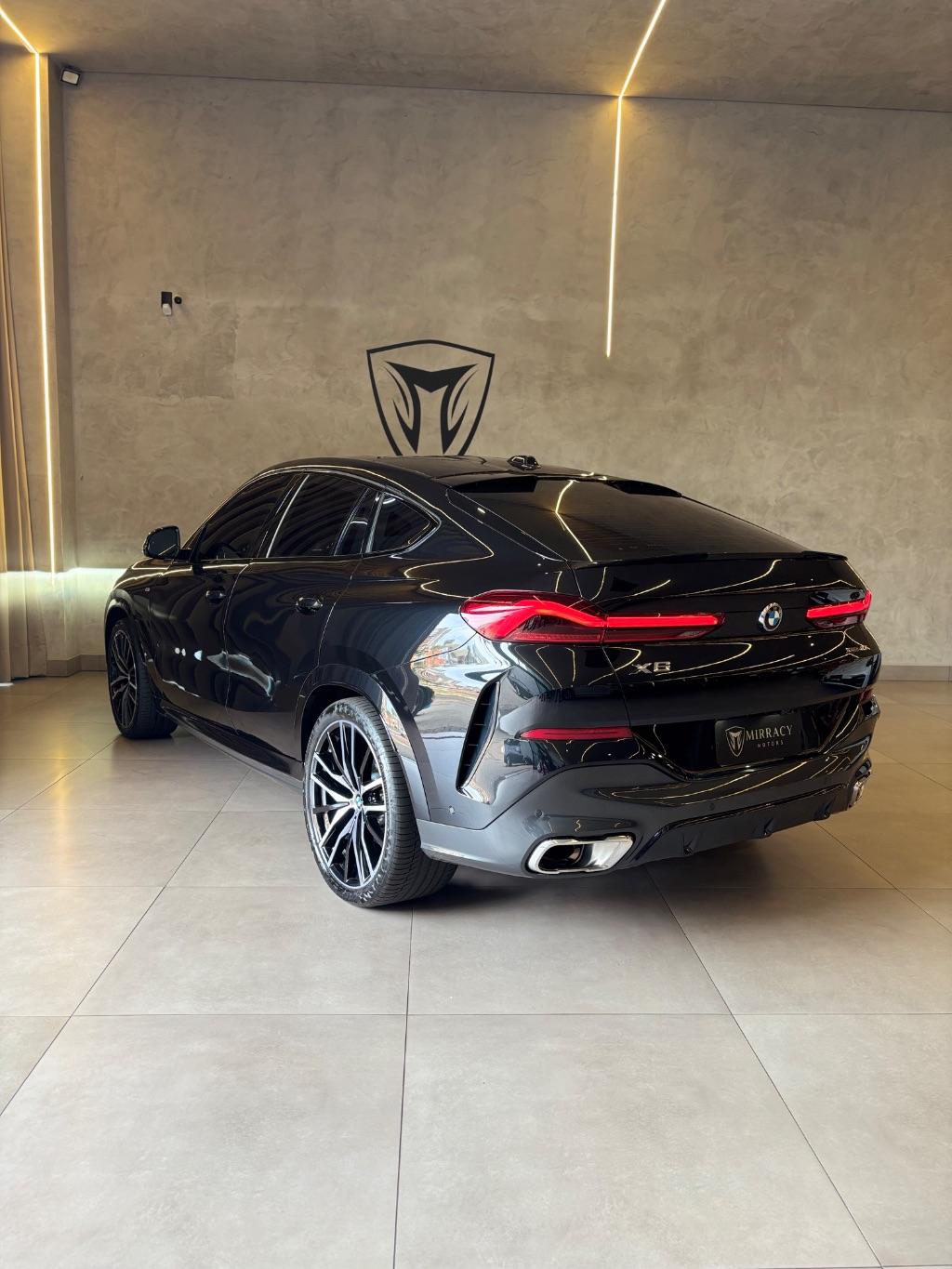 BMW X6 - Foto