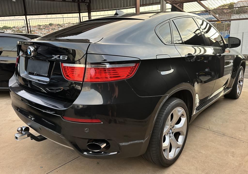 BMW X6 - Foto