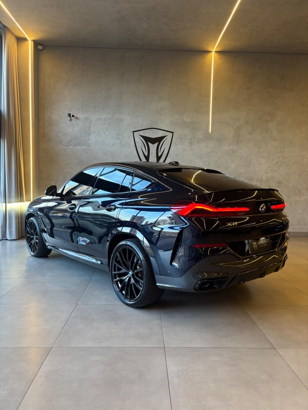 BMW X6 - Foto