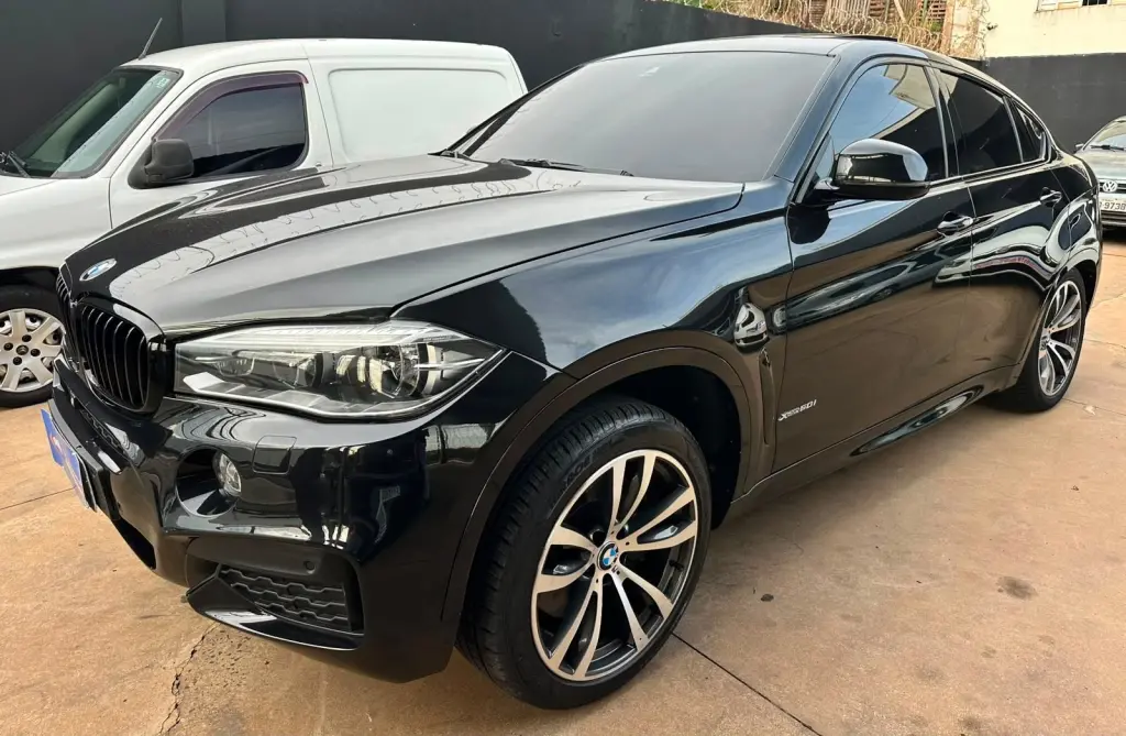 BMW X6 - Foto