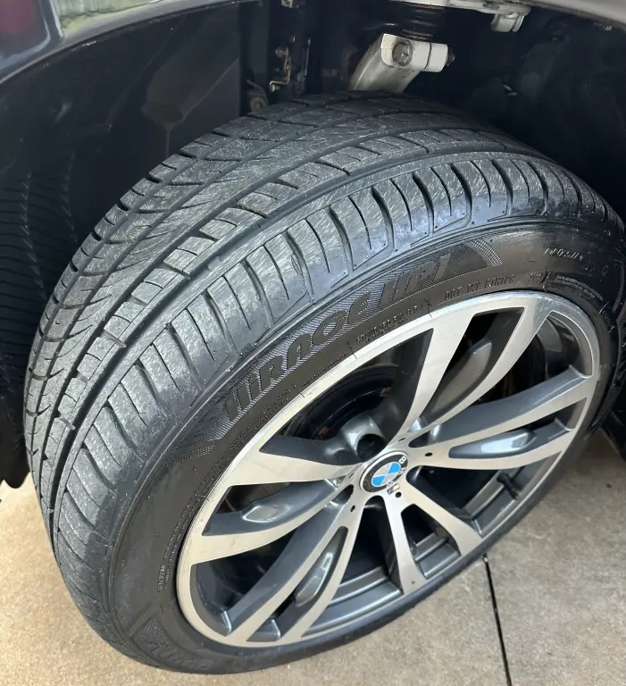 BMW X6 - Foto