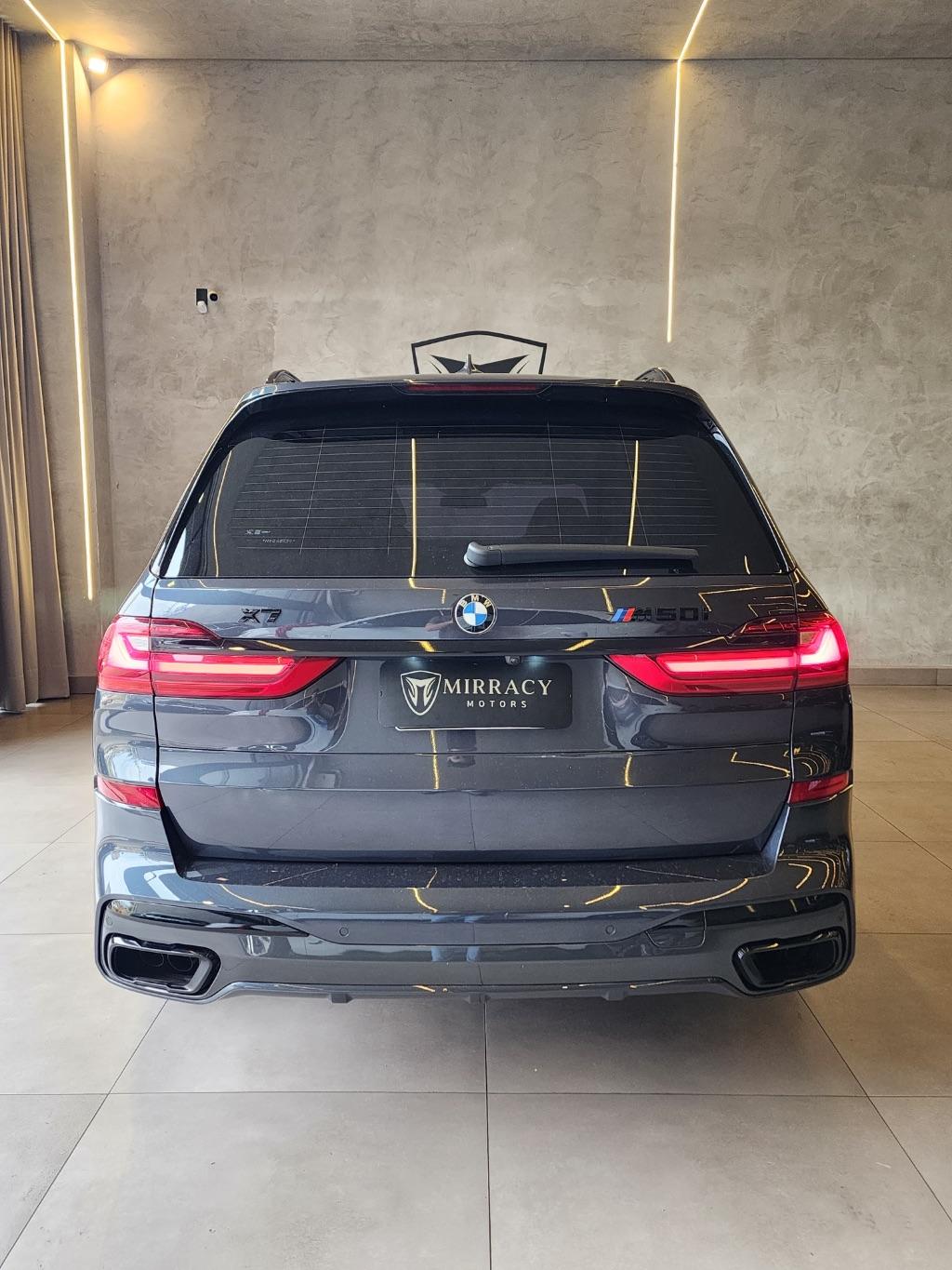 BMW X7 - Foto