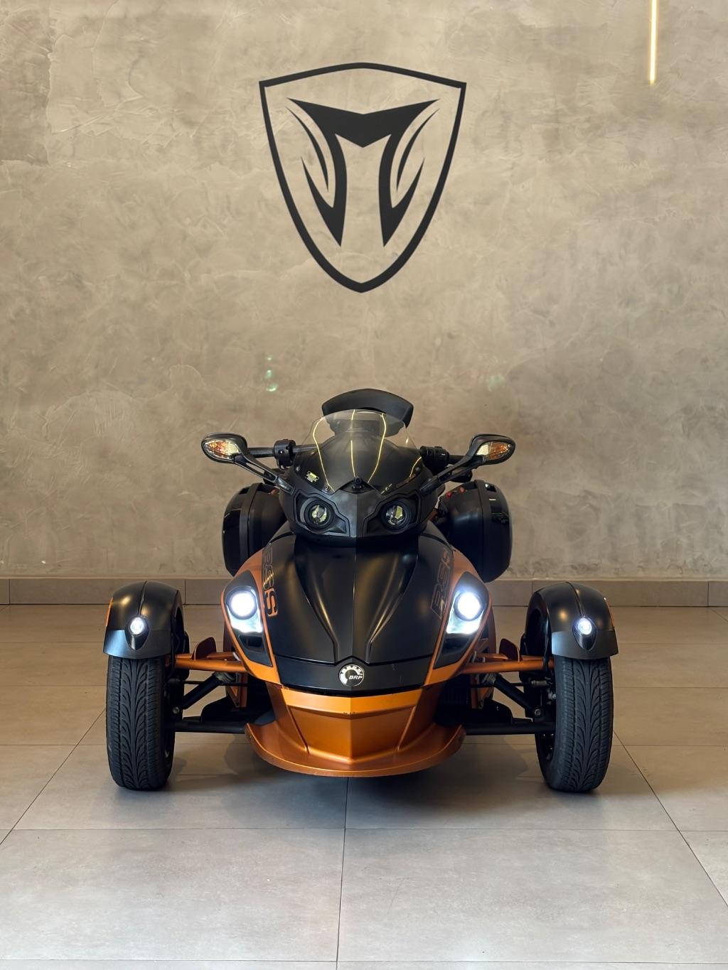 BRP CAN-AM Spyder Roadster - Foto