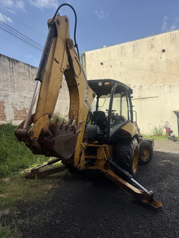 CATERPILLAR 416D - Foto