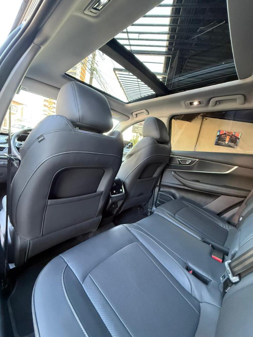 CHERY Tiggo 8 - Foto