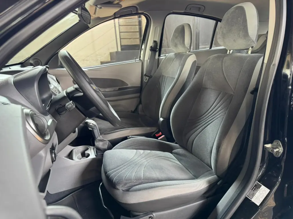 CHEVROLET Agile - Foto