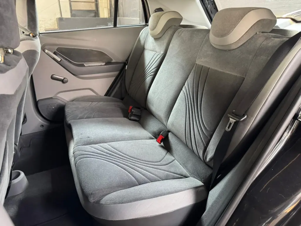 CHEVROLET Agile - Foto