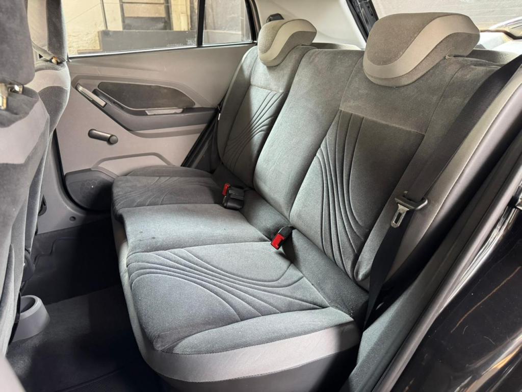 CHEVROLET Agile - Foto