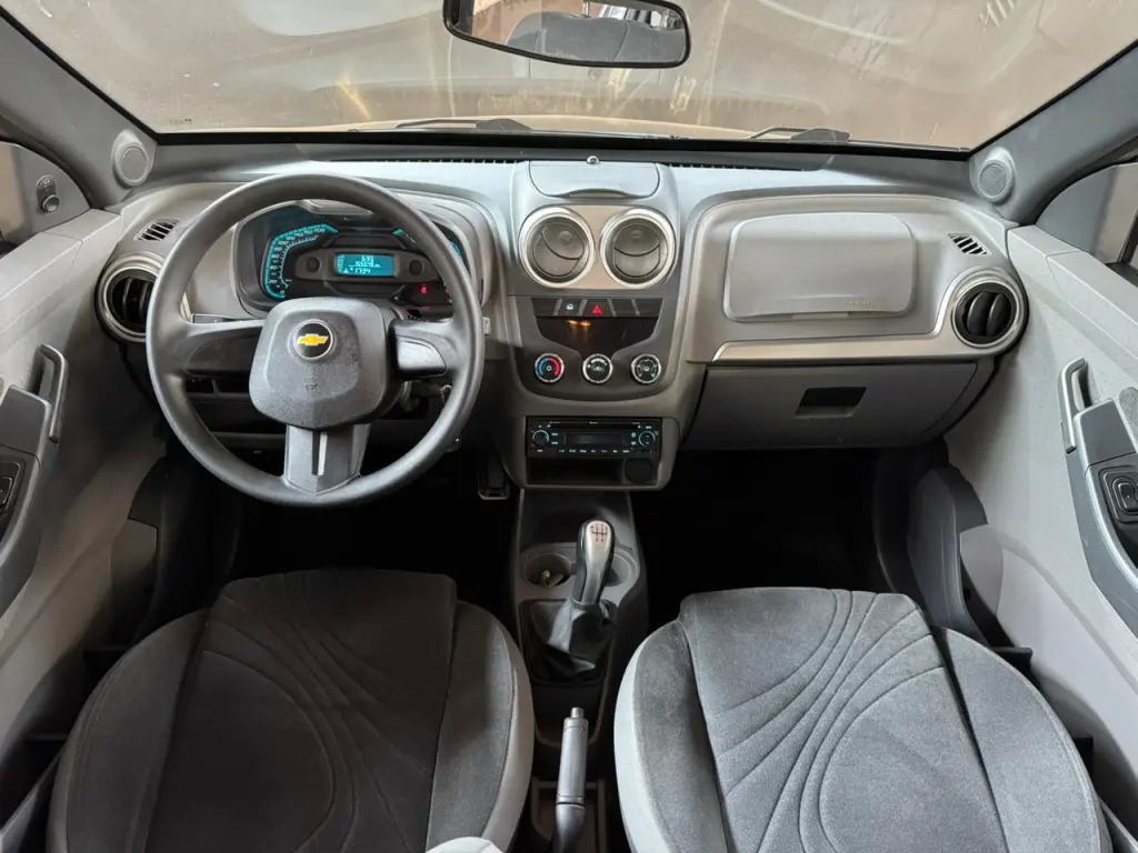 CHEVROLET Agile - Foto