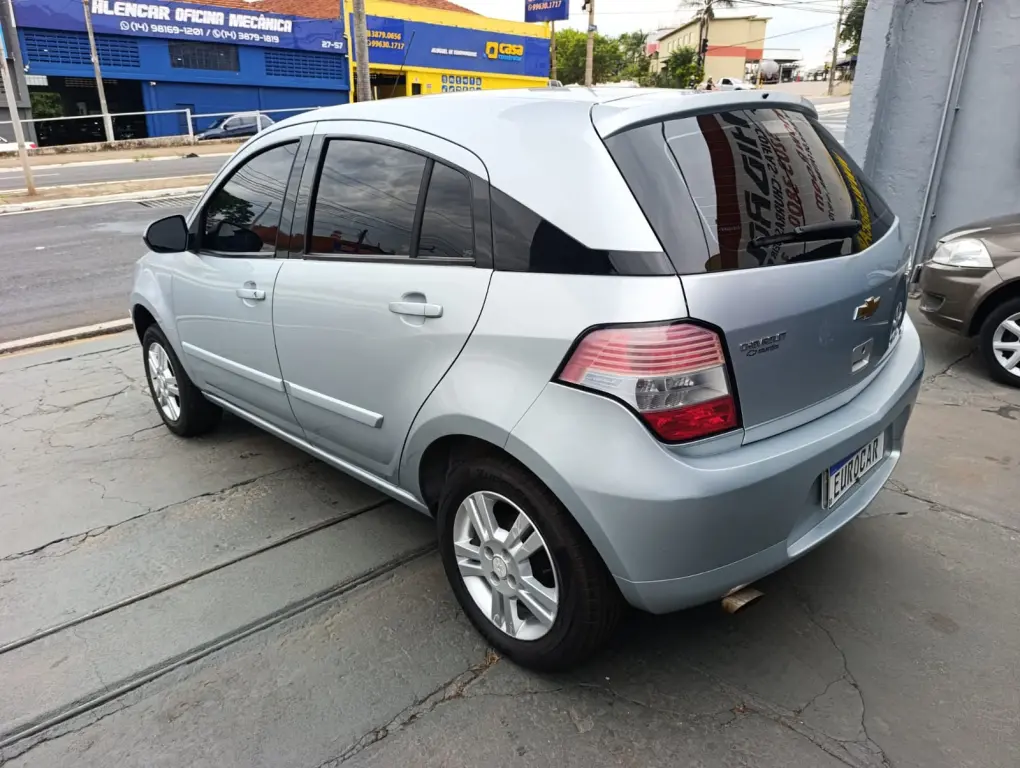 CHEVROLET Agile - Foto