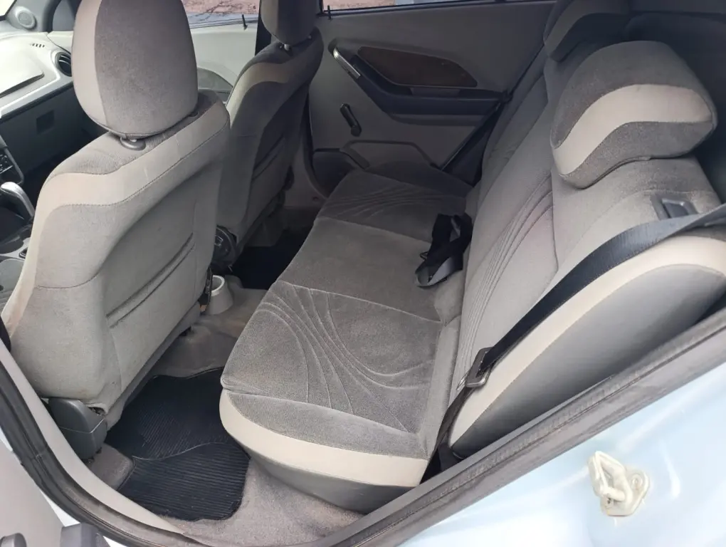 CHEVROLET Agile - Foto