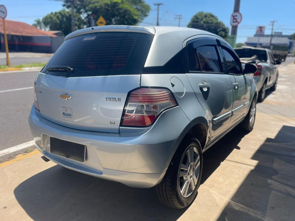 CHEVROLET Agile - Foto