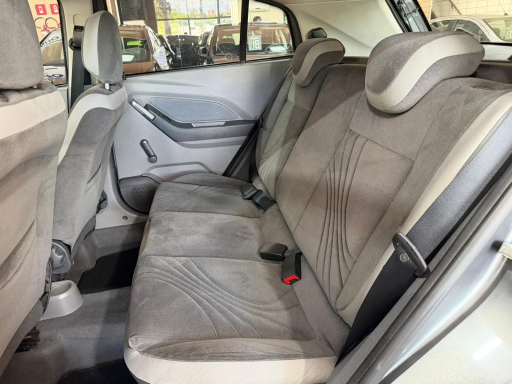 CHEVROLET Agile - Foto