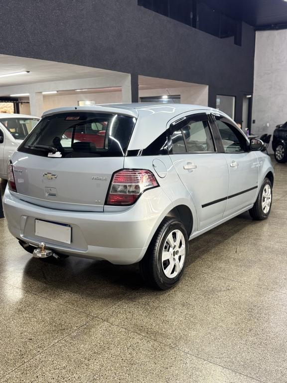 CHEVROLET Agile - Foto