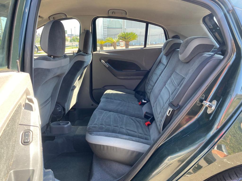 CHEVROLET Agile - Foto