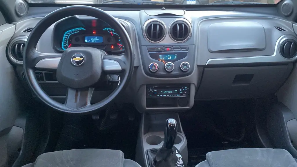 CHEVROLET Agile - Foto