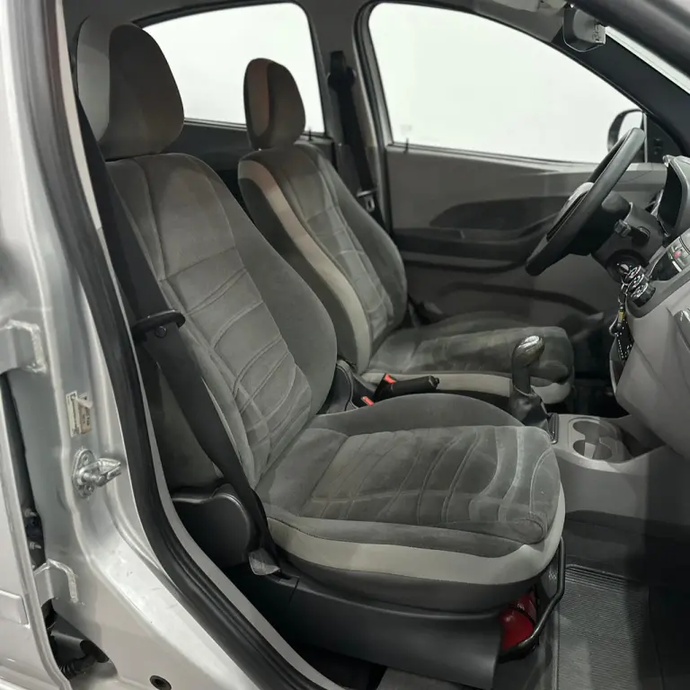 CHEVROLET Agile - Foto